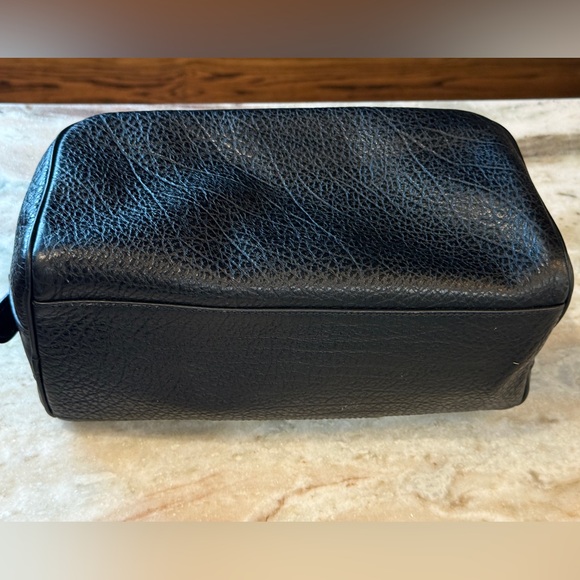 Authentic COACH Toiletry Travel Bag- black leather with varsity stripe - Picture 6 of 9